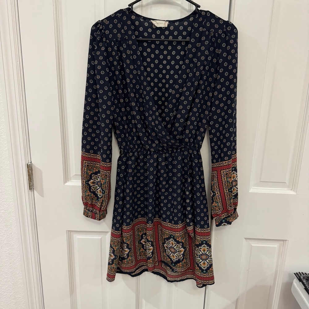 🌿 Altar’d State Boho Border Print Dress – Size M | Fall-Ready & Flattering 🌿